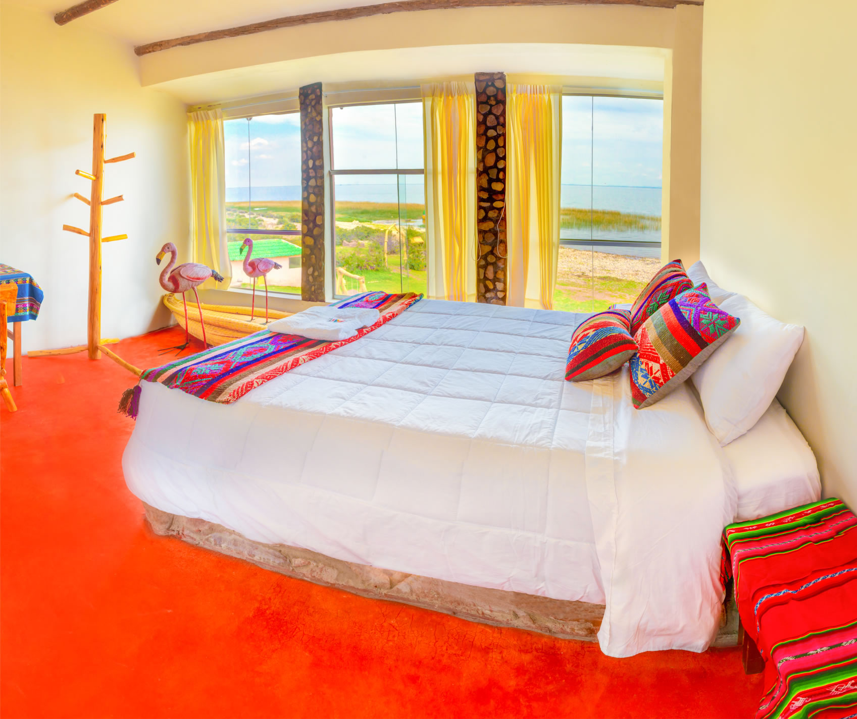 Habitaciones frente al Lago Titicaca en Luquina Chico